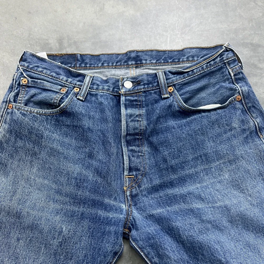 Levis Denim 501 Button Flys 34/32 Blue